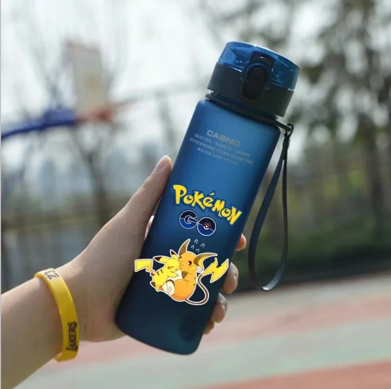 Pokémon 560ML Water Bottle – Pikachu & Squirtle Portable Sports Cup for Kids & Adults