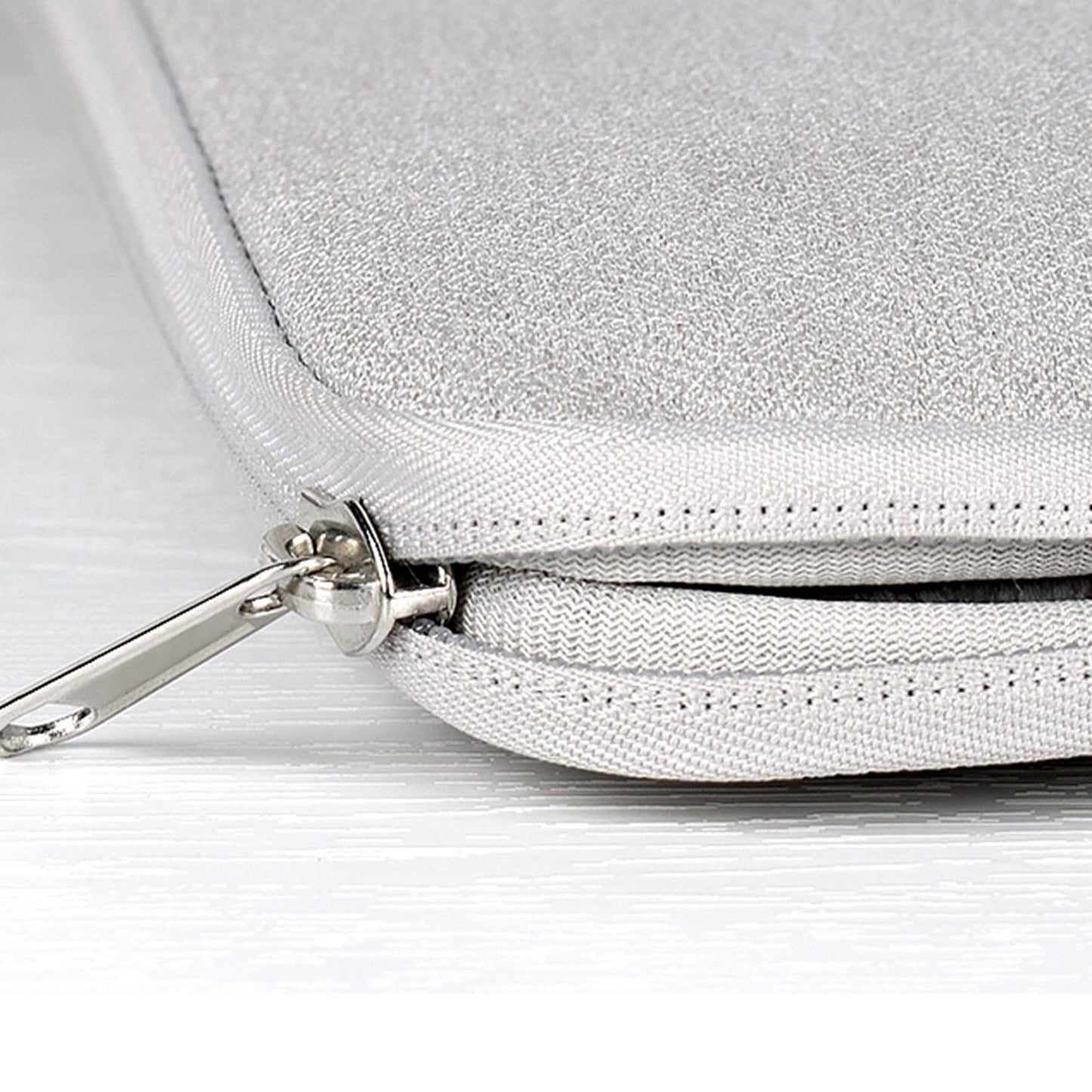 13.3 Inch Jacquard Laptop Liner Bag in Dark Gray Sheepskin